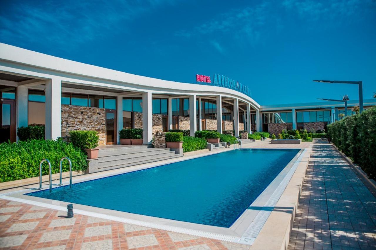 Hotel Absheron Marina Bakú Exterior foto